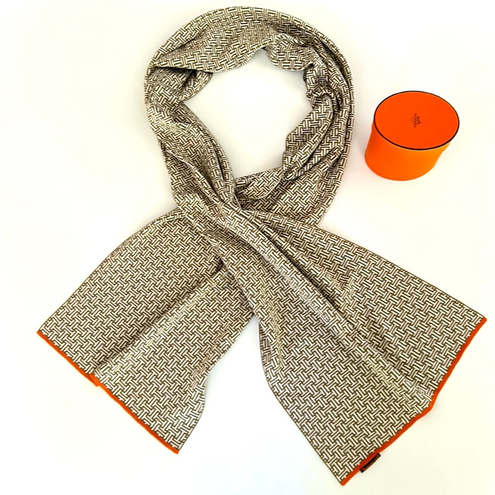 Authentic HERMES 100% Silk Muffler.